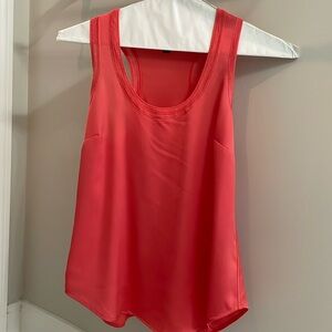 EUC banana republic sz small suit shell tank orange coral color